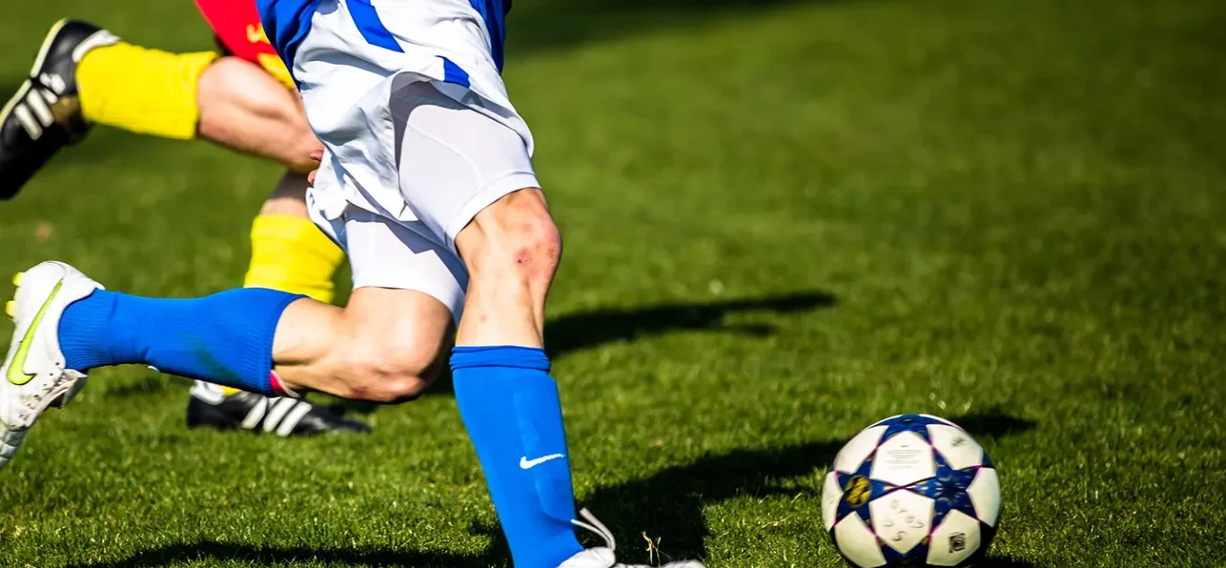 Championship Final Draws Huge Crowd